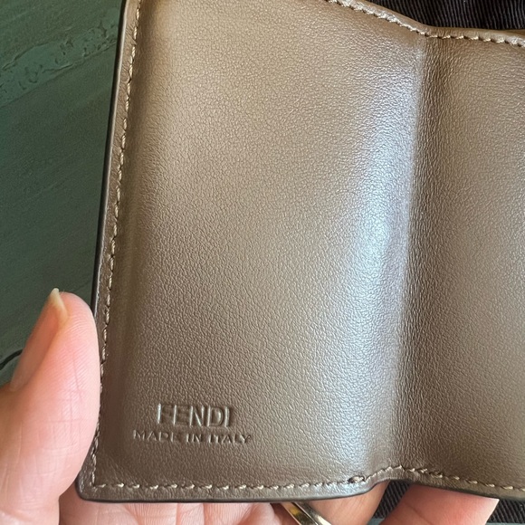 Authentic Fendi Micro Trifold Leather Wallet, full inclusion - Picture 10 of 16